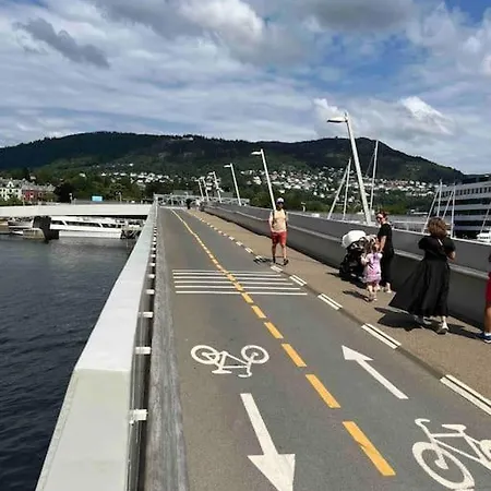 Appartement Sentrums-naer Med Sjoutsikt